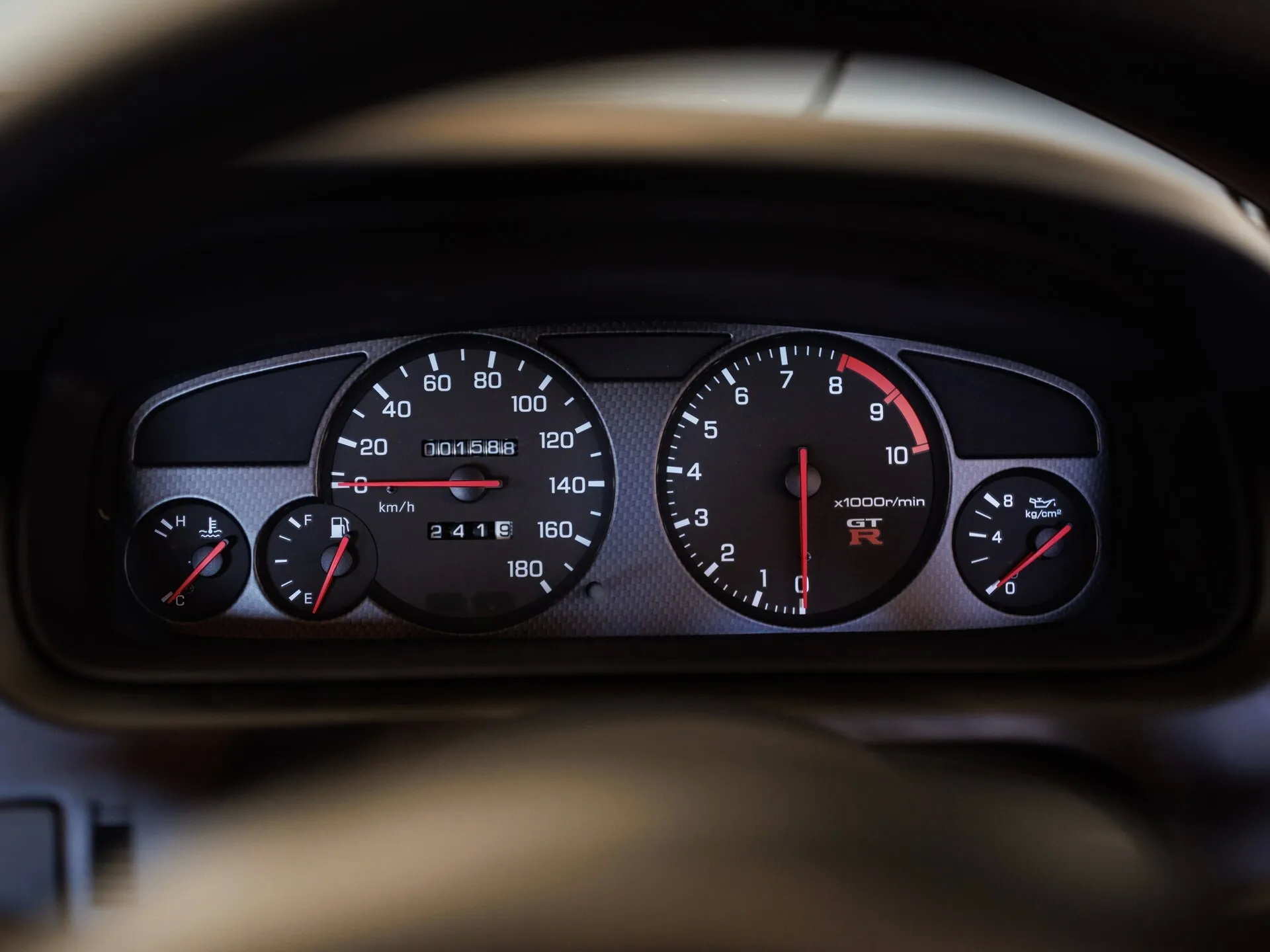 1995-Nissan-Skyline-GT-R-R33-6