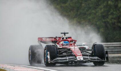 Mercedes wraca do gry! Russell z pole position!