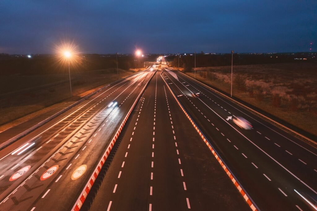zakaz jazdy samochodem nocą przepisy unia europejska
