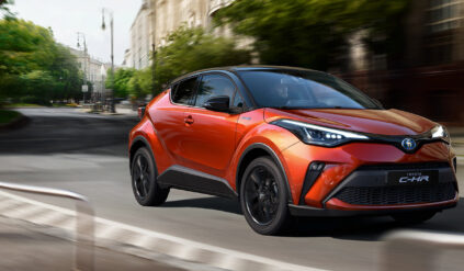 Toyota C-HR przed liftingiem – czy warto ją kupić? Poznaj fakty zanim się rozczarujesz !