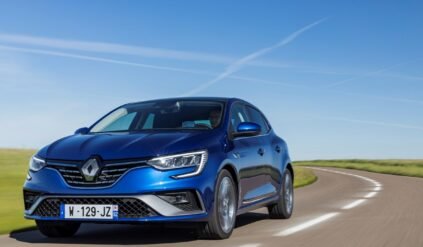 Renault radzi, w jaki sposób poradzić sobie z upałami podczas jazdy