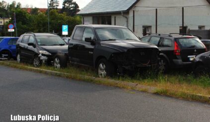 Kompletna amatorka złodziei akumulatorów. To jakaś komedia – usnęli w aucie po włamaniu