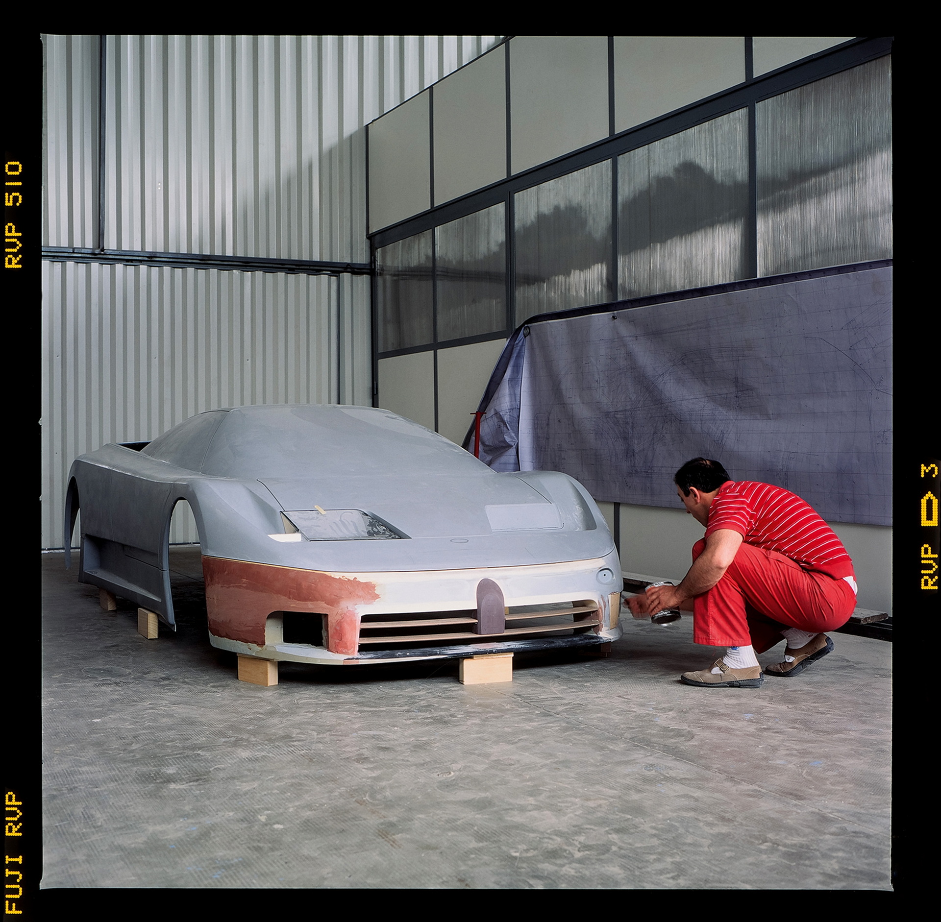 2022-The-EB110-The-Last-Bugatti-Racing-Cars-7