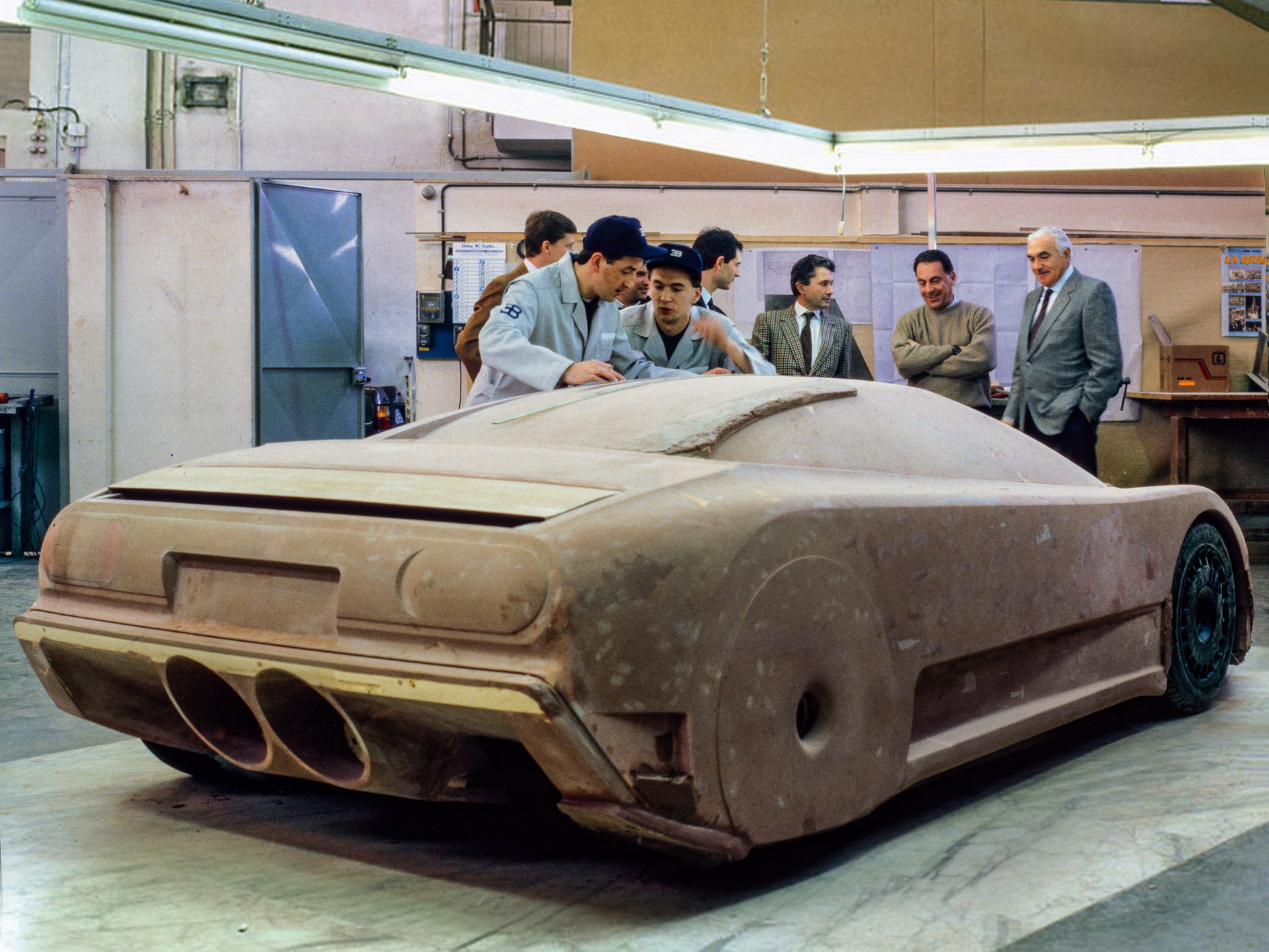 2022-The-EB110-The-Last-Bugatti-Racing-Cars-7