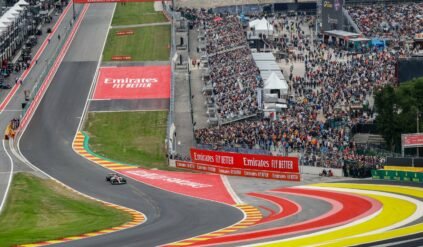 Ferrari na czele po wakacjach