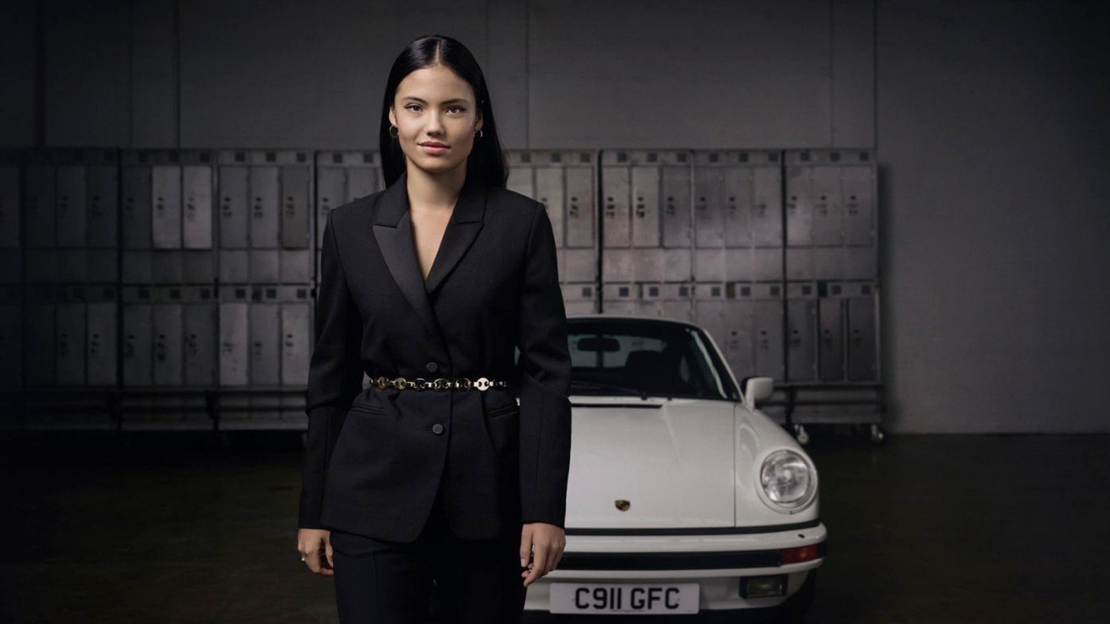 emma-raducanu-porsche-dacia