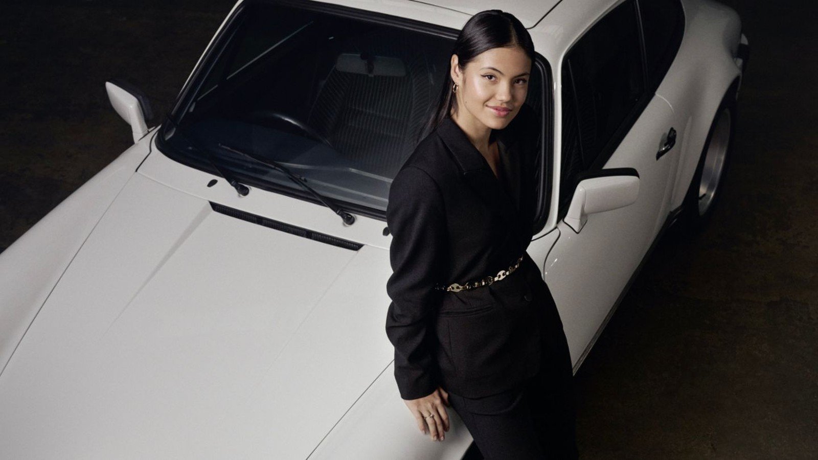 emma-raducanu-porsche-dacia