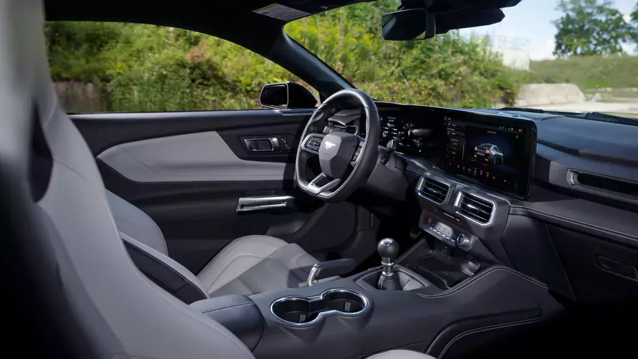 ford-mustang-2022