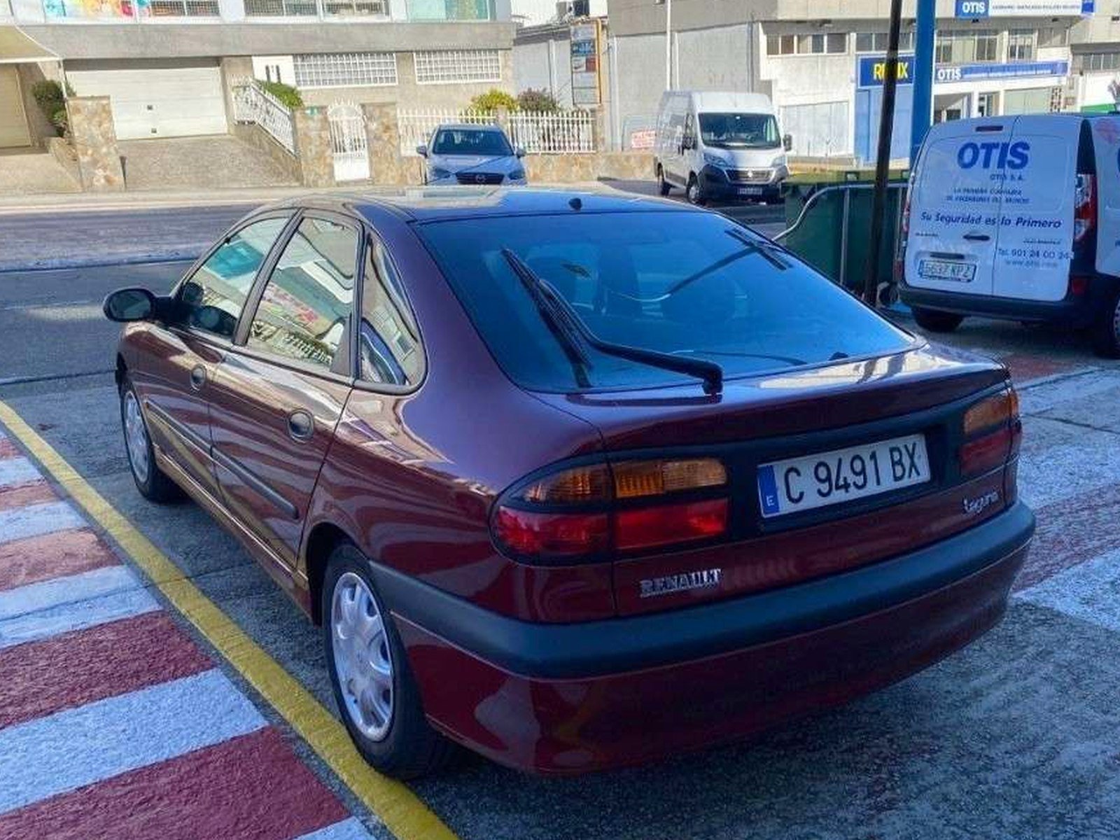 renault-laguna-1998-uzywany