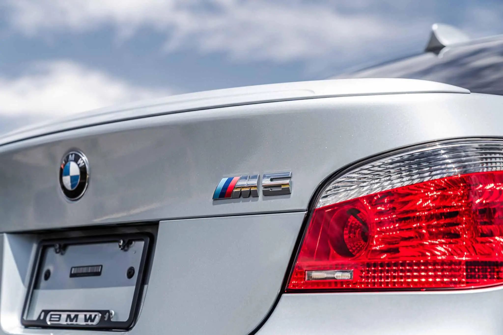 BMW-M5-2_1