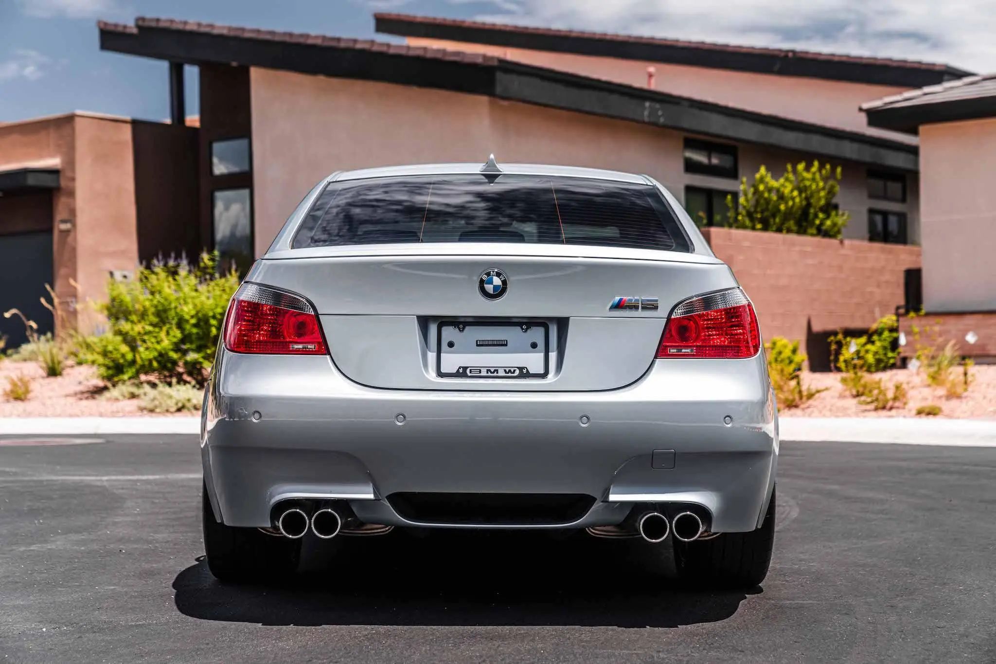 BMW-M5-2_1