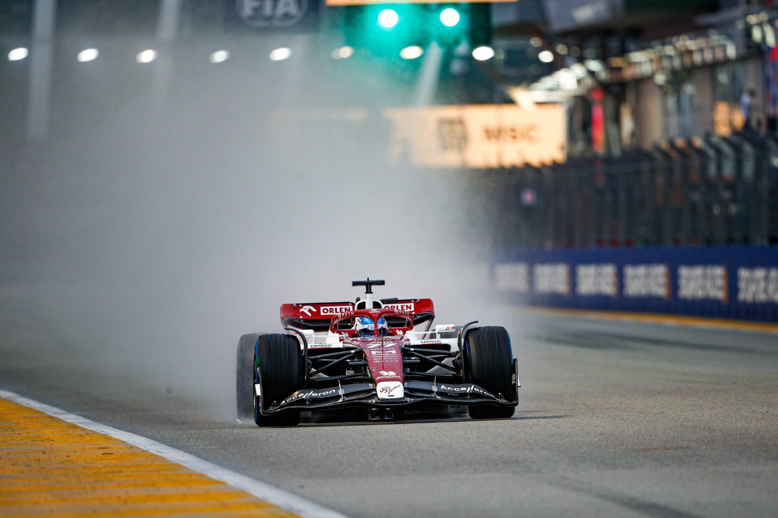 alfa-romeo-f1-team-singapur-1
