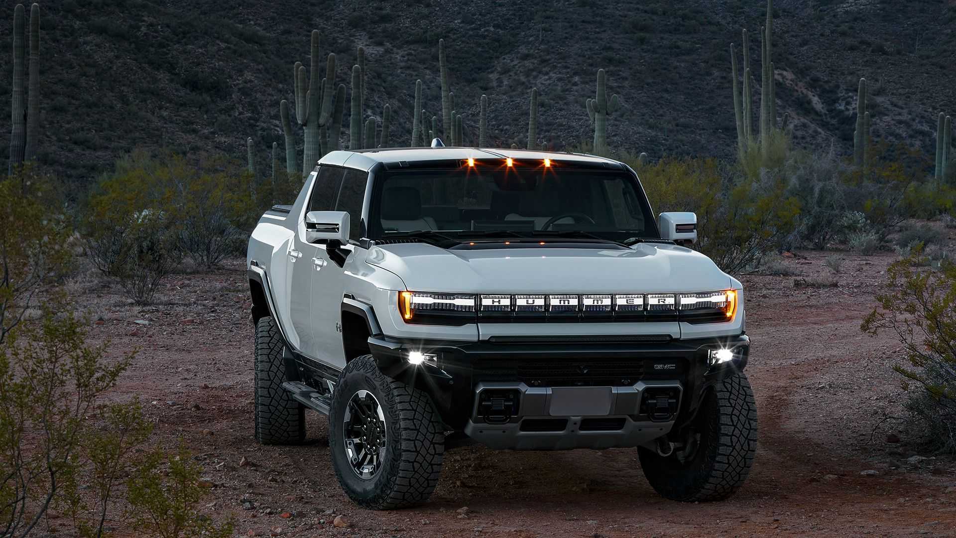 gmc-hummer-ev-swiatla