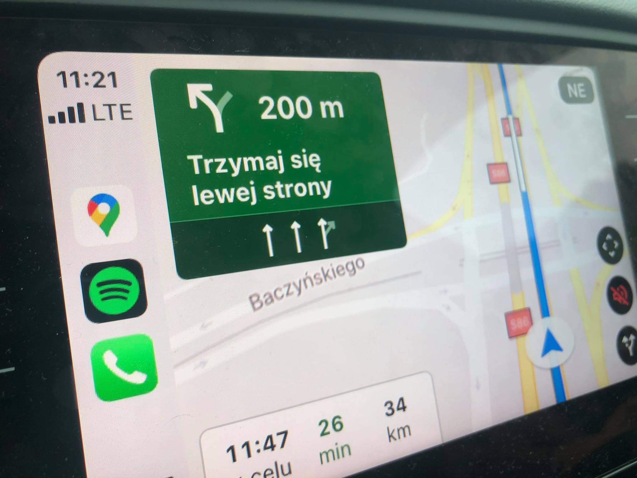 google-maps-blokowanie-lewego-pasa-2