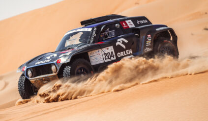 Załoga Orlen Team nadrabia straty na wtorkowym etapie Rajdu Maroka 2022