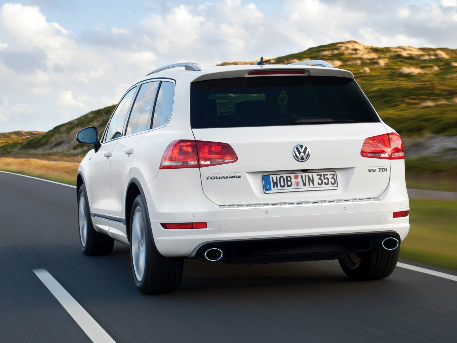 luksusowy-wielki-suv-volkswagen-touareg