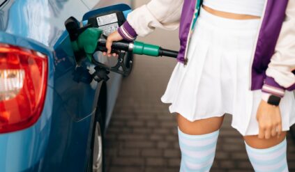 Niskie ceny paliw na długi weekend