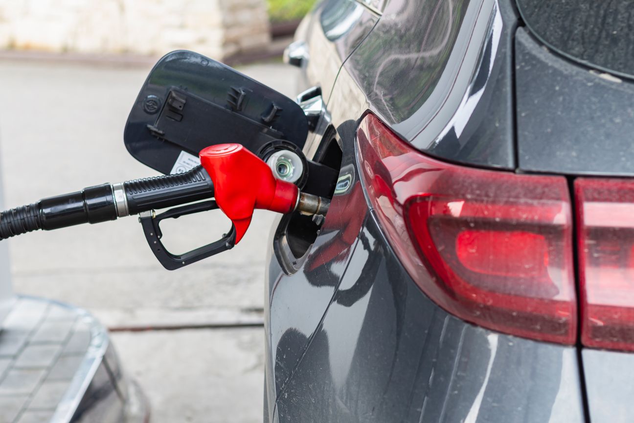 benzyna diesel ceny paliw paliwo podatki koncerny prezydent