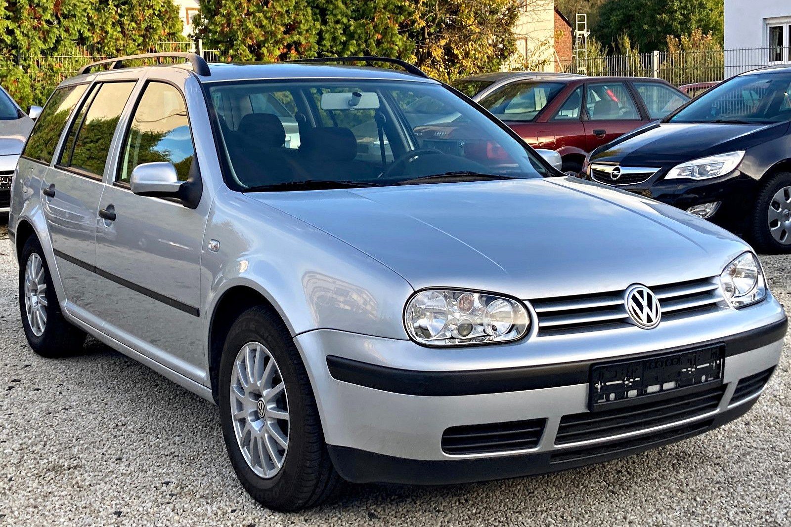volkswagen-golf-iv-89-letni-dziadek