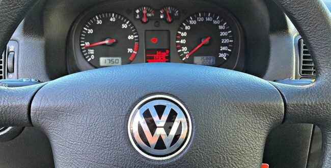 volkswagen-golf-iv-89-letni-dziadek