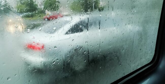 zaparowana-szyba-freepik