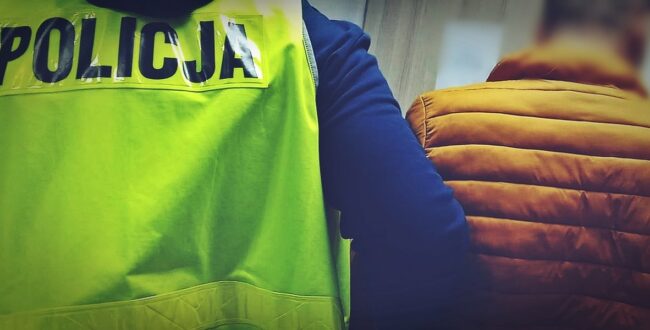 Kompletnie pijani pobili się o to kto ma prowadzić auto. Jeden wydmuchał 2,8 a przeciwnik 3,6