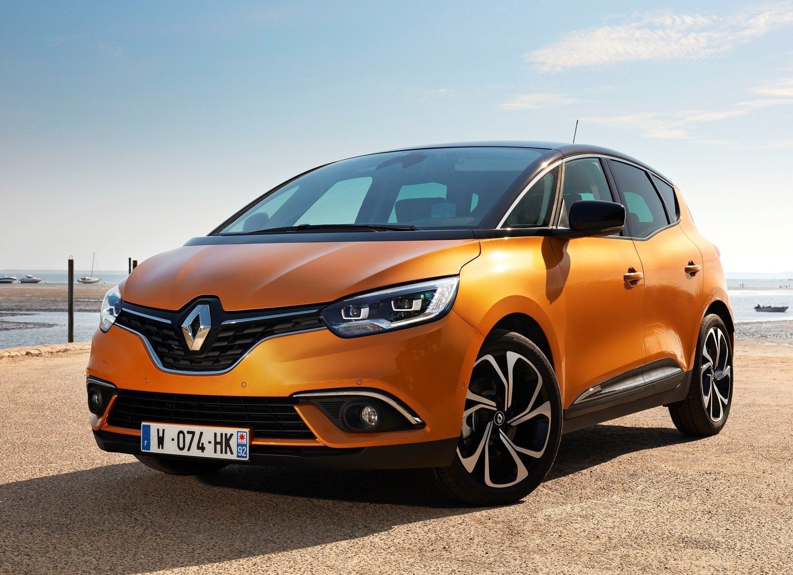 renault-scenic-uzywane