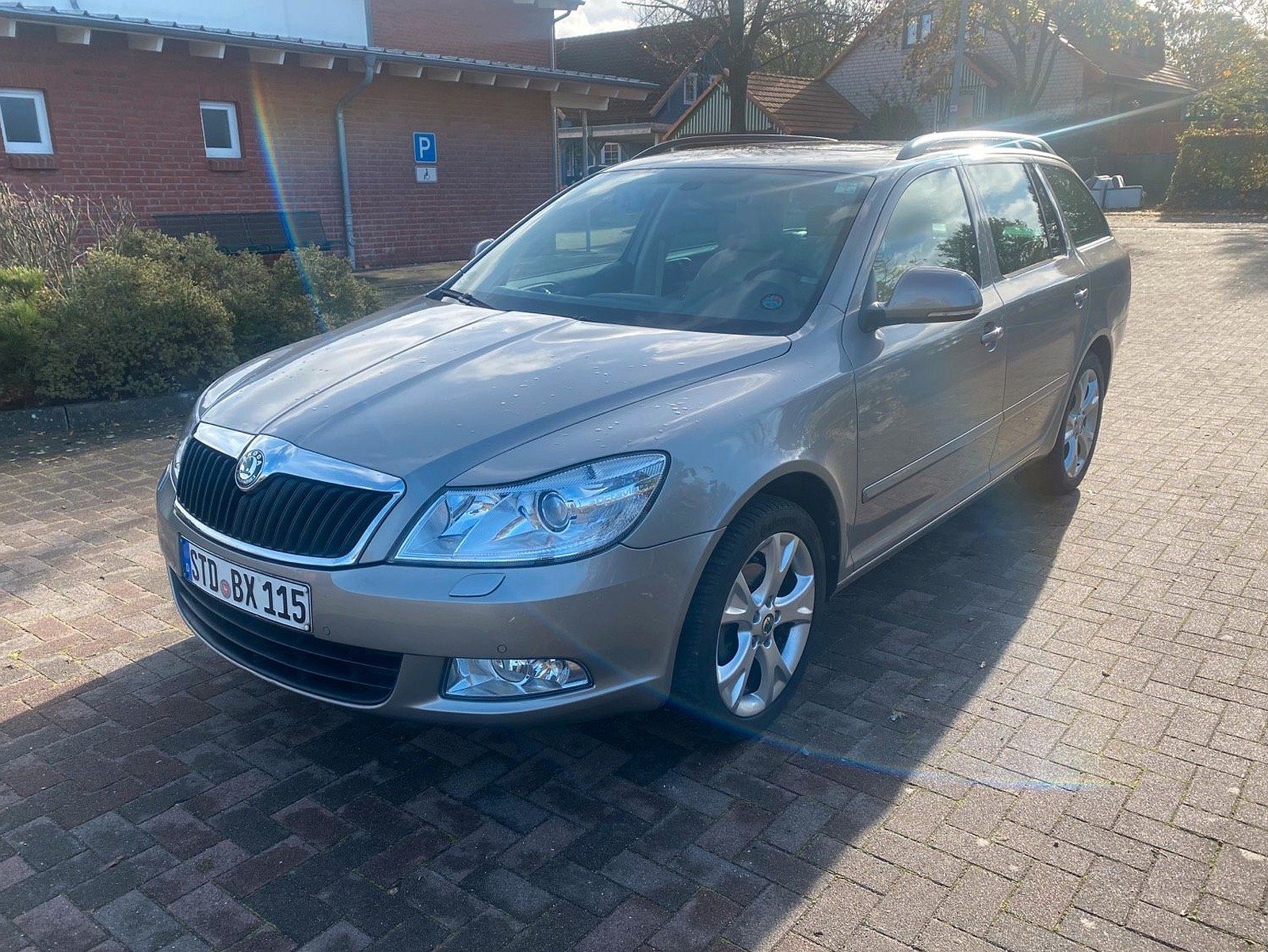 skoda-octavia-combi-niski-przebieg