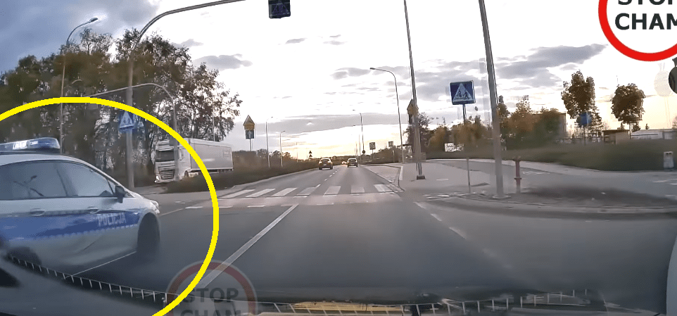 wyprzedzanie przejście dla pieszych policja mandat