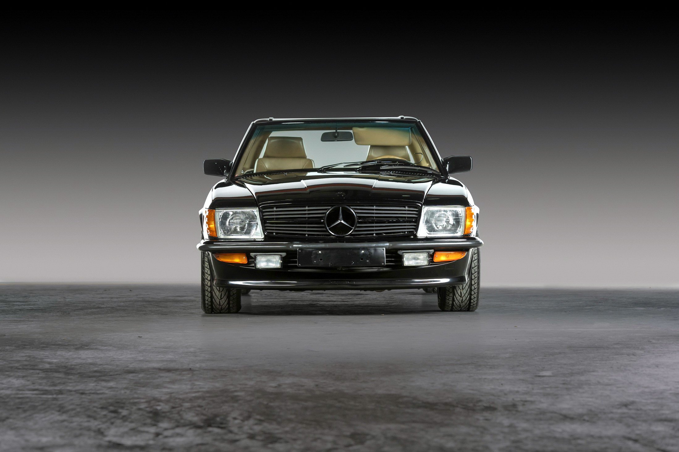 1982-Mercedes-Benz-500-SL-AMG-50-4