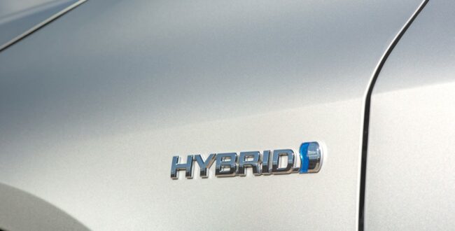 Planujesz kupić samochód hybrydowy? Tak unikniesz zakupowej wpadki!