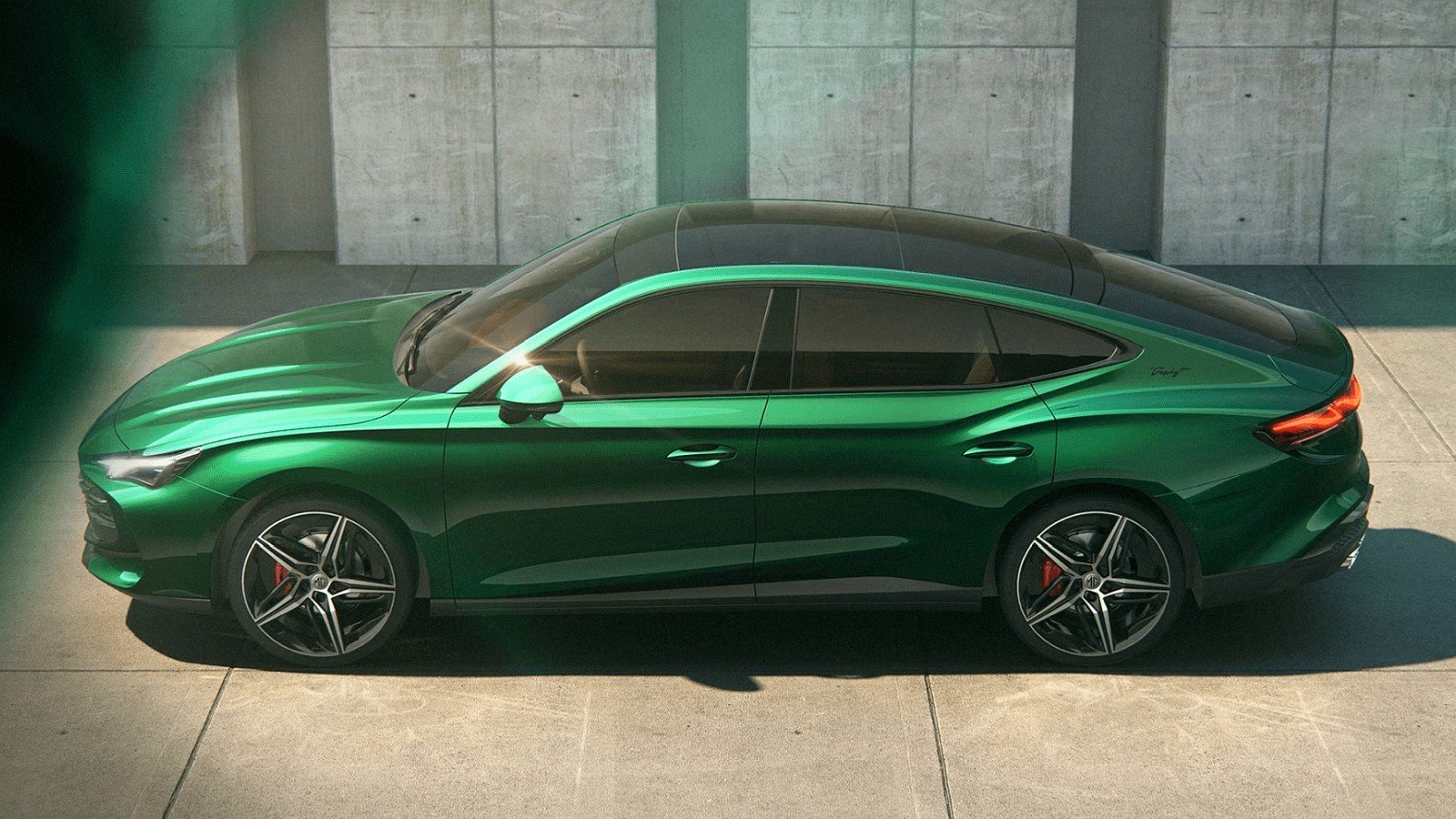 nowy-sedan-mg