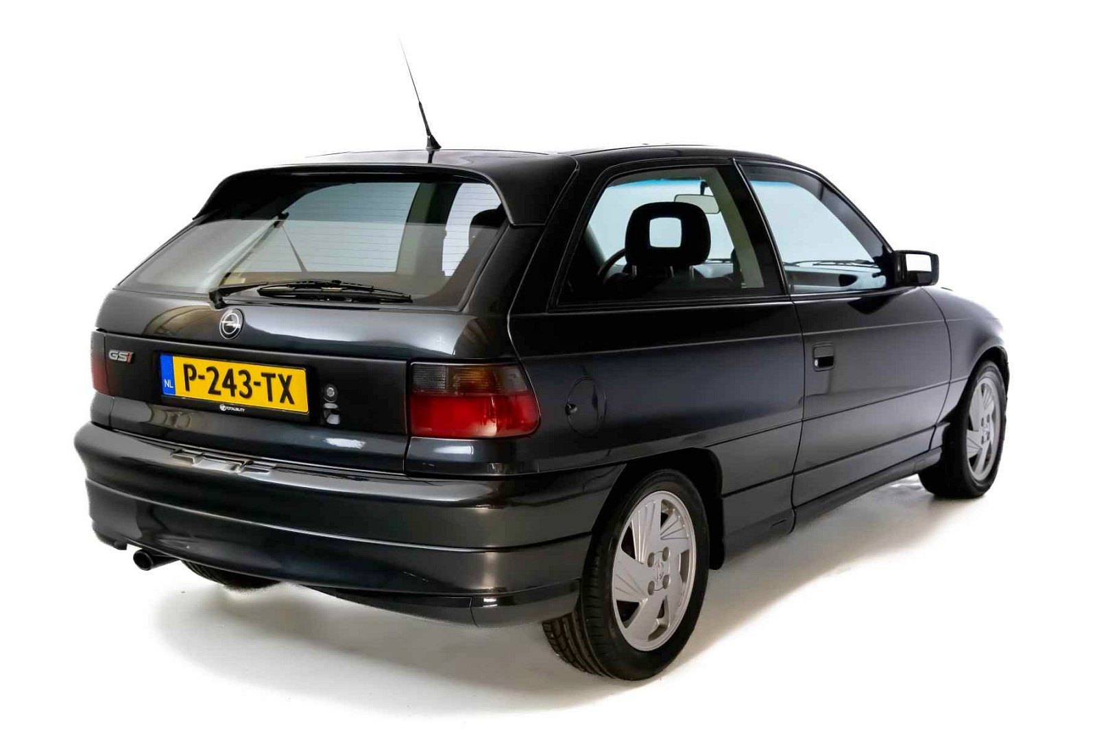 opel-astra-gsi-1992-igla-na-sprzedaz-5