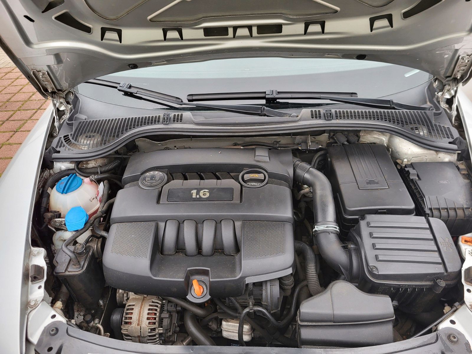 skoda-octavia-ii-od-niemieckeigo-emeryta