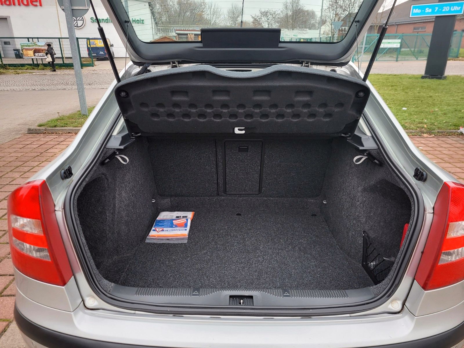 skoda-octavia-ii-od-niemieckeigo-emeryta