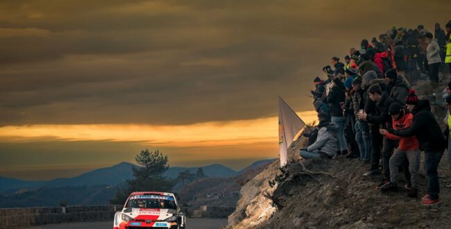 Toyota świętuje dublet