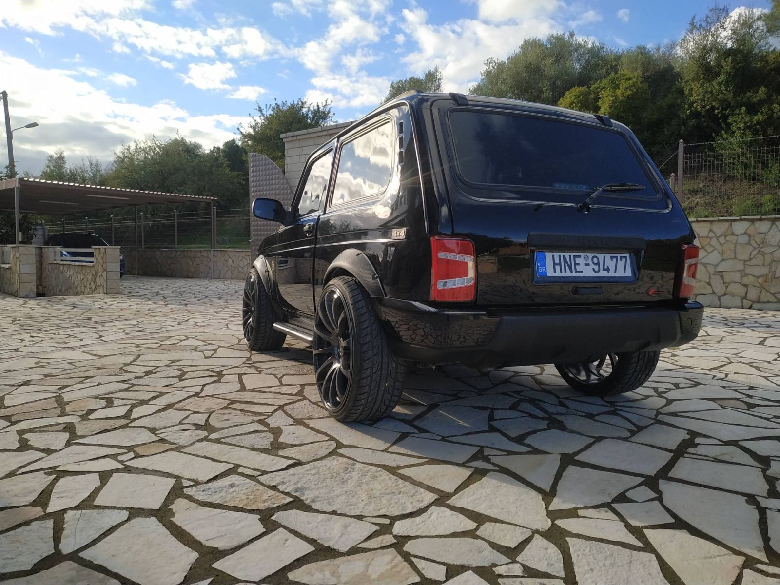 lada-niva-suv-22-calowe-felgi