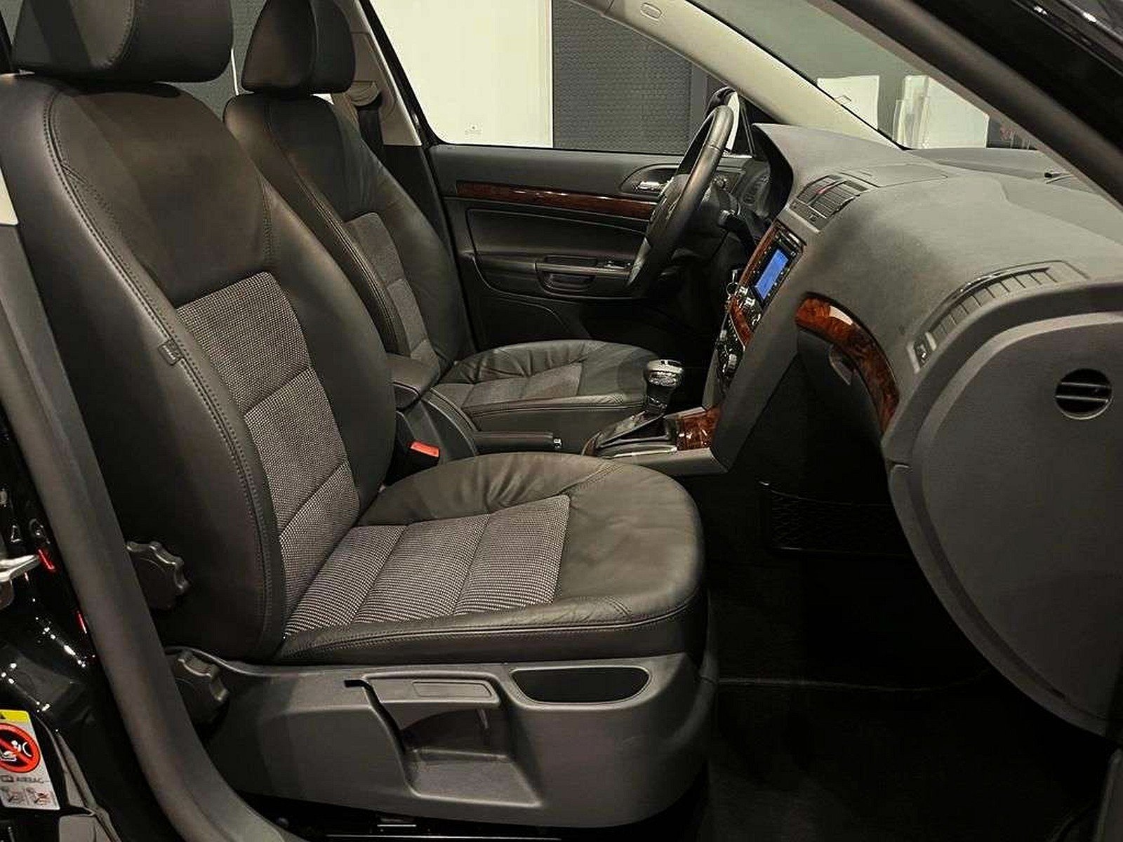 skoda-octavia-kombi-2009