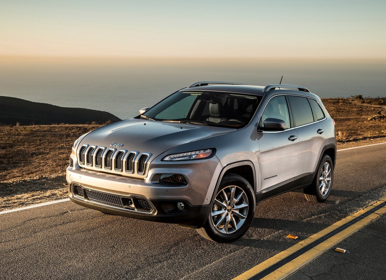 suv-jeep-cherokee-uzywany