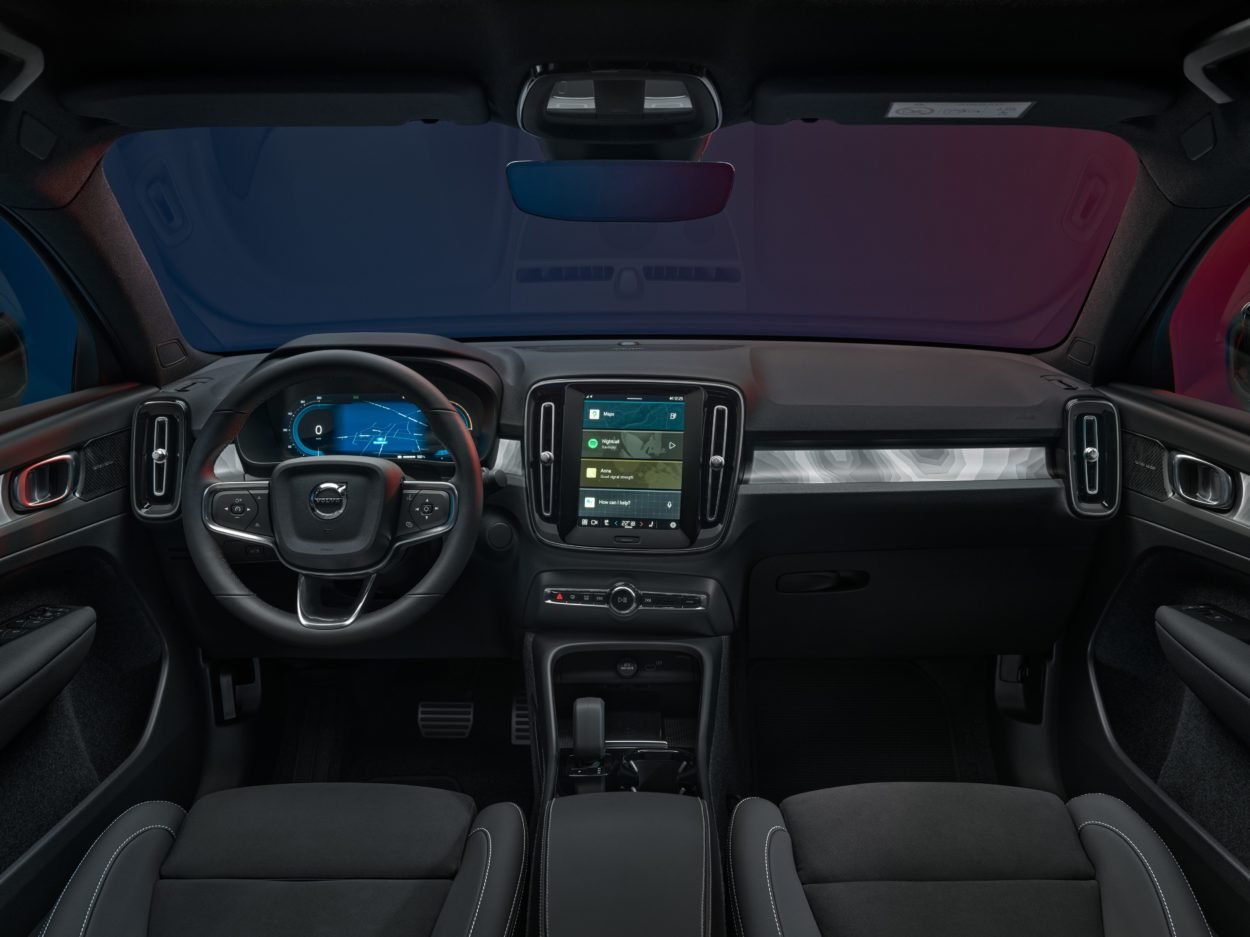 Volvo C40 - wnętrze