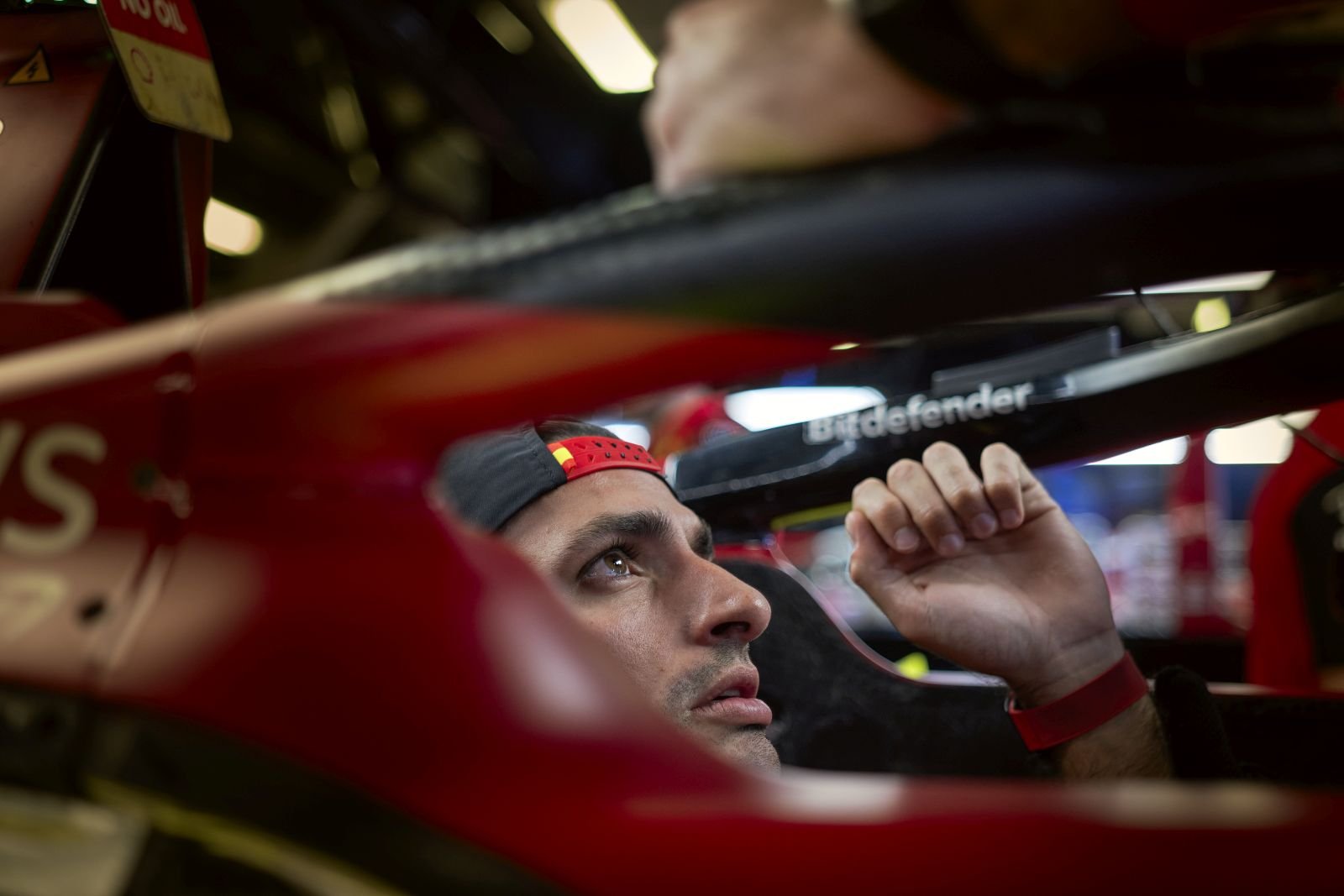 bahrajn f1 ferrari red bull mercedes formuła 1 leclerc hamilton verstappen testy