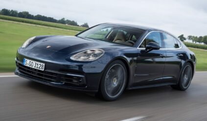Dealer Porsche wystawił na sprzedaż nową Panamerę za 77 tys. złotych. Zaliczka to jedyne 500 zł