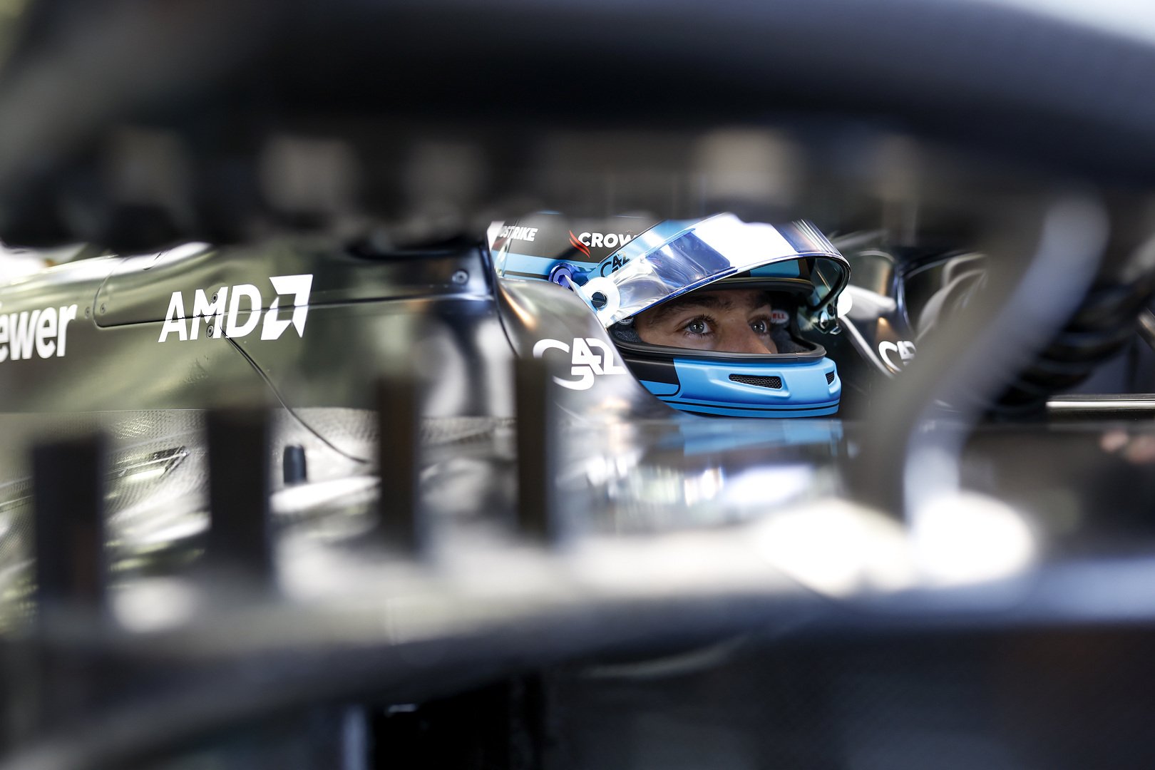 testy f1 bahrajn formuła 1 red bull ferrari mercedes aston martin