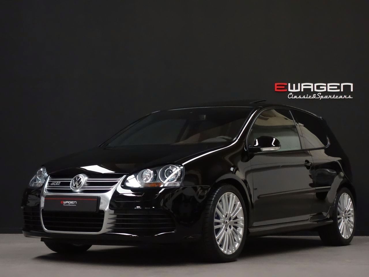 volskwagen-golf-v6-r32