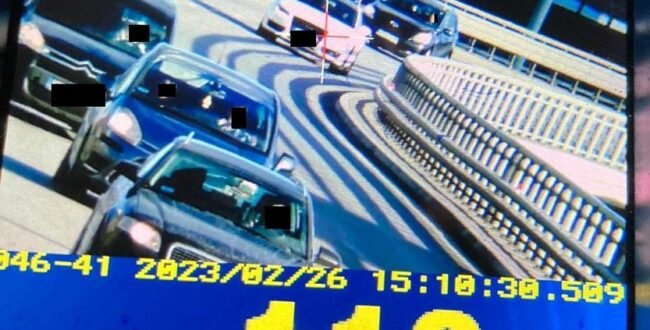 17 razy zdawał na prawo jazdy, ale już go nie ma. Ma za to spory mandat – wszystko przez szkolny błąd