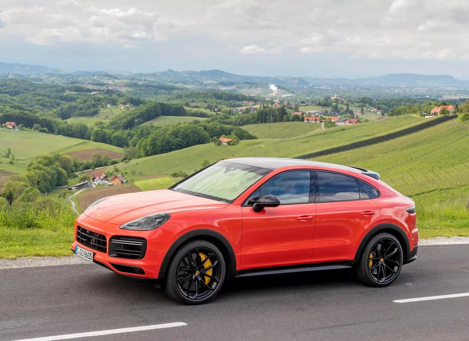 Porsche Cayenne Turbo Coupe 2020