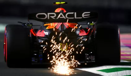 Szybki Red Bull, mocny Aston Martin