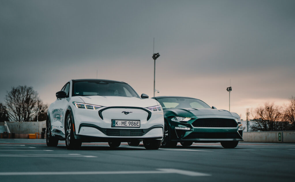 Kiedy poznasz genezę nazwy, spojrzysz na niego w zupełnie inny sposób – Mustang Mach E