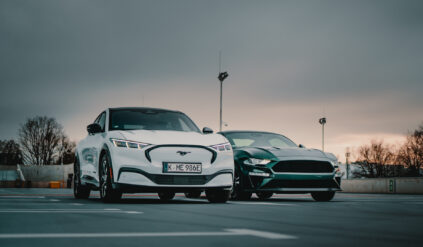 Kiedy poznasz genezę nazwy, spojrzysz na niego w zupełnie inny sposób – Mustang Mach E