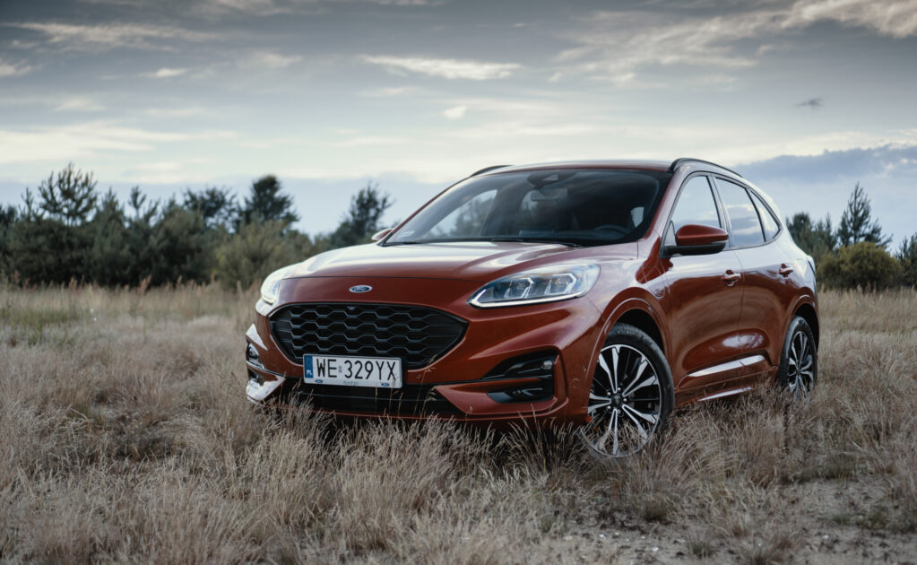 Oto najnowszy Ford Kuga PHEV. To pierwszy taki SUV w historii